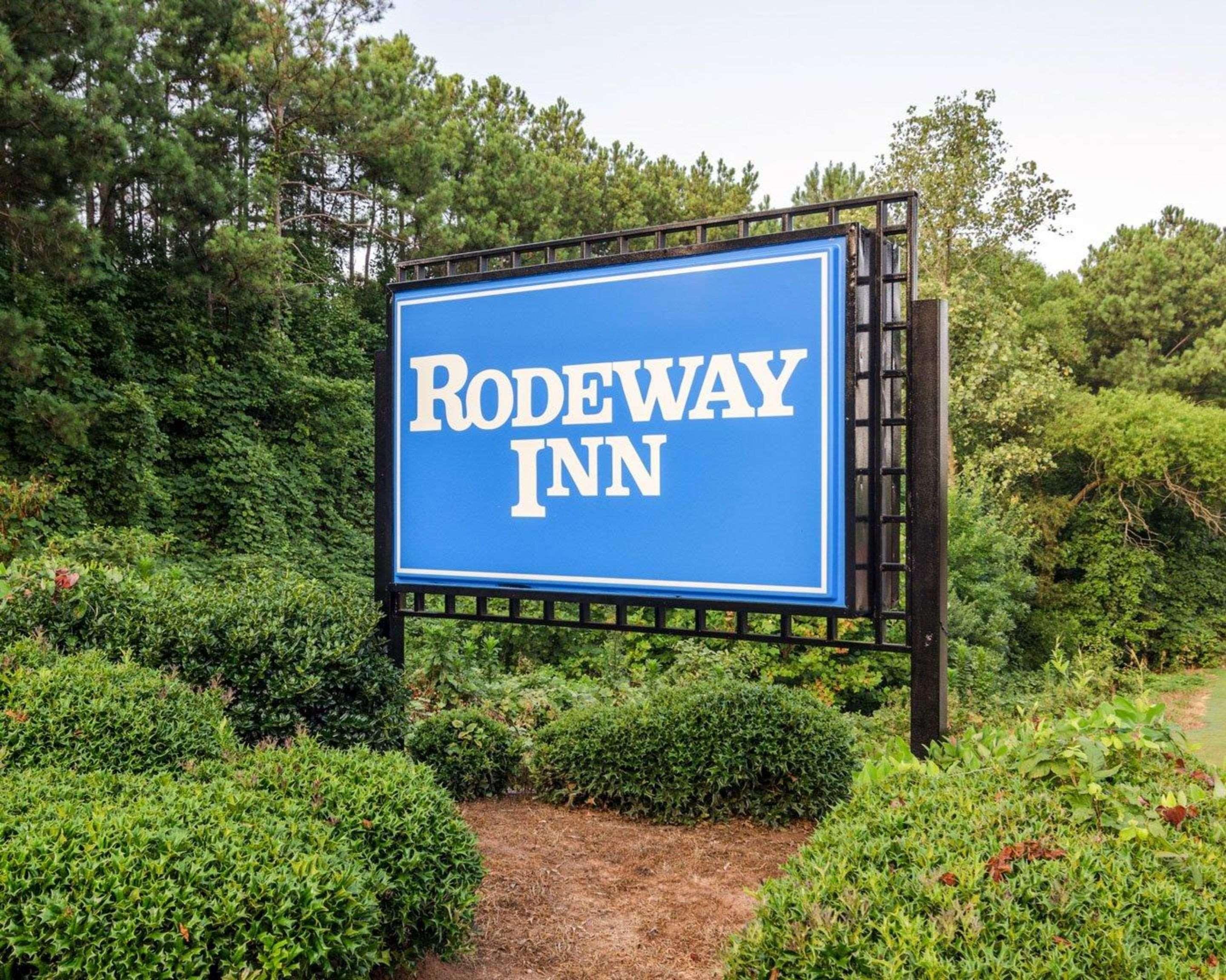 Rodeway Inn Norcross Exterior photo